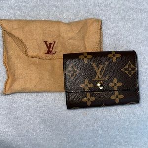 Louis-Vuitton Coin Case